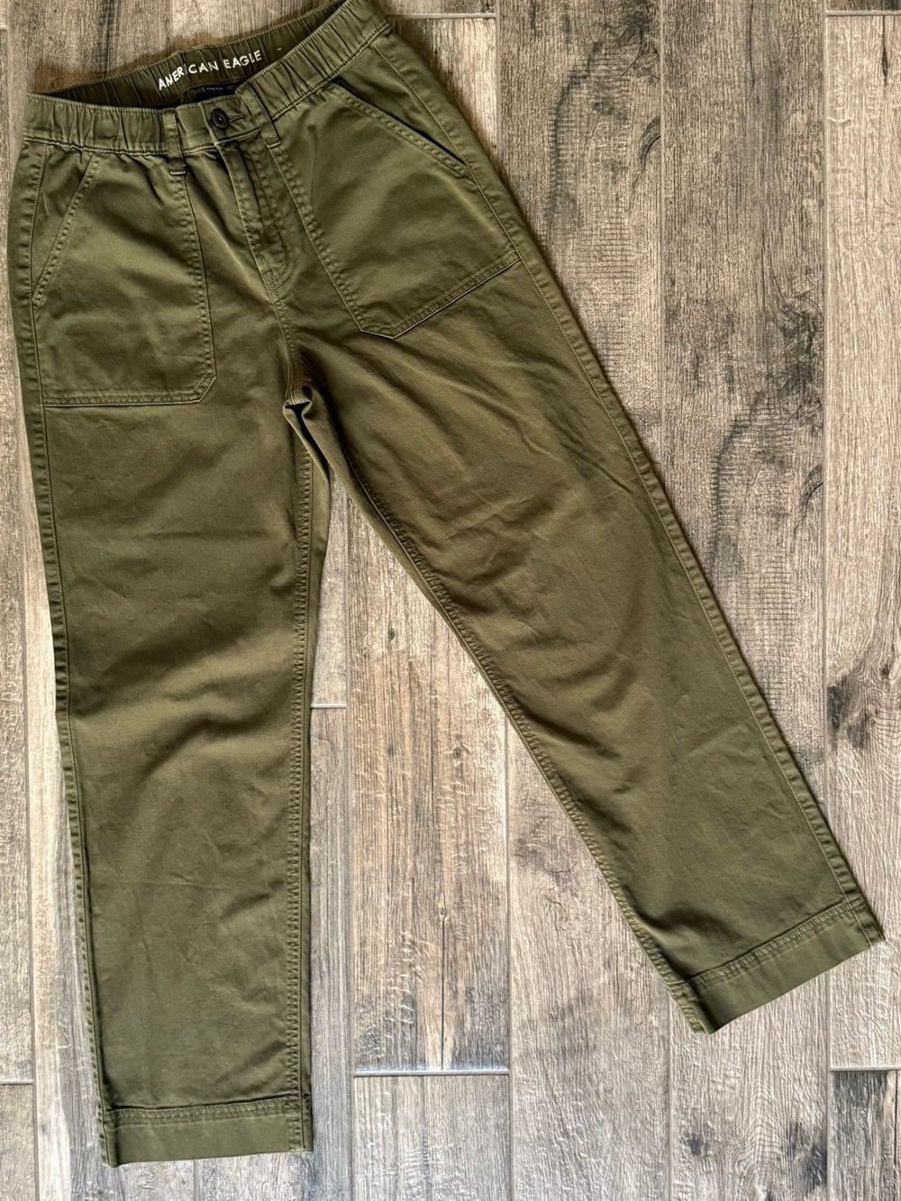 American Eagle Stretch Low-Rise Baggy Utility Pant